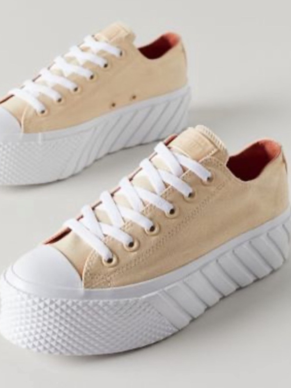 Converse Platform Chuck Taylor All Stars 2X Lift OX Sneakers